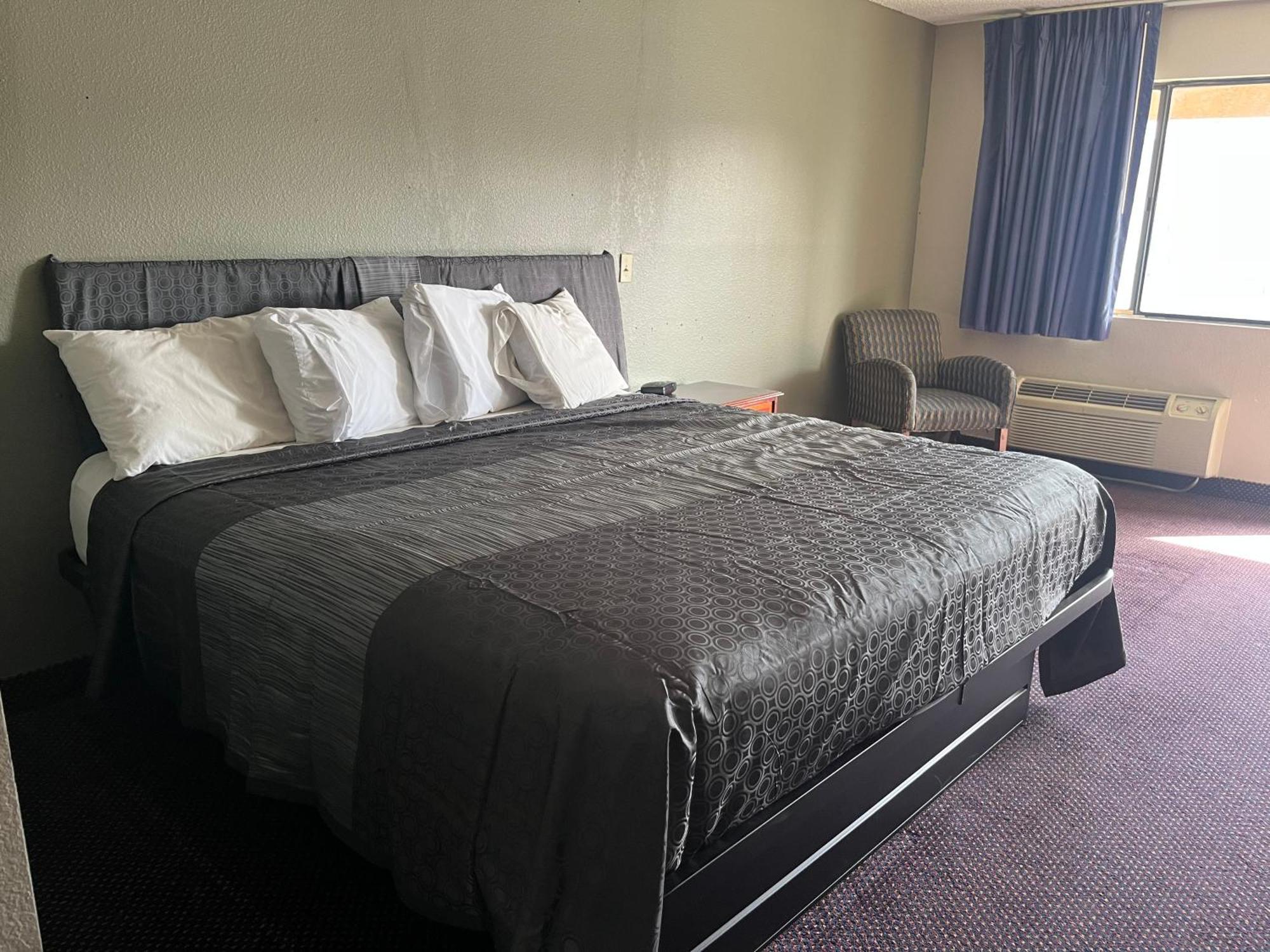 سان أنطونيو Hallmark Inn And Suites المظهر الخارجي الصورة