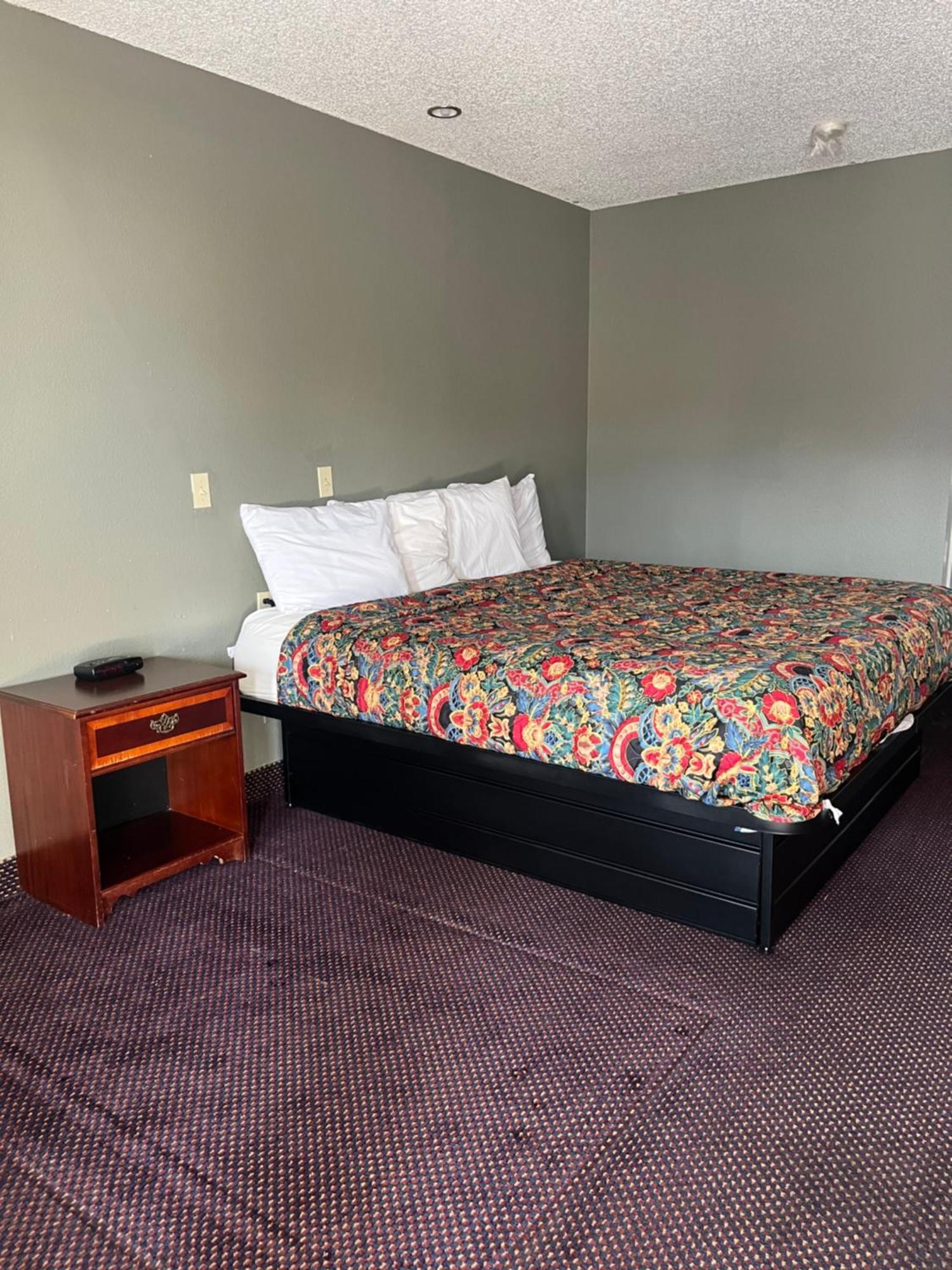 سان أنطونيو Hallmark Inn And Suites المظهر الخارجي الصورة